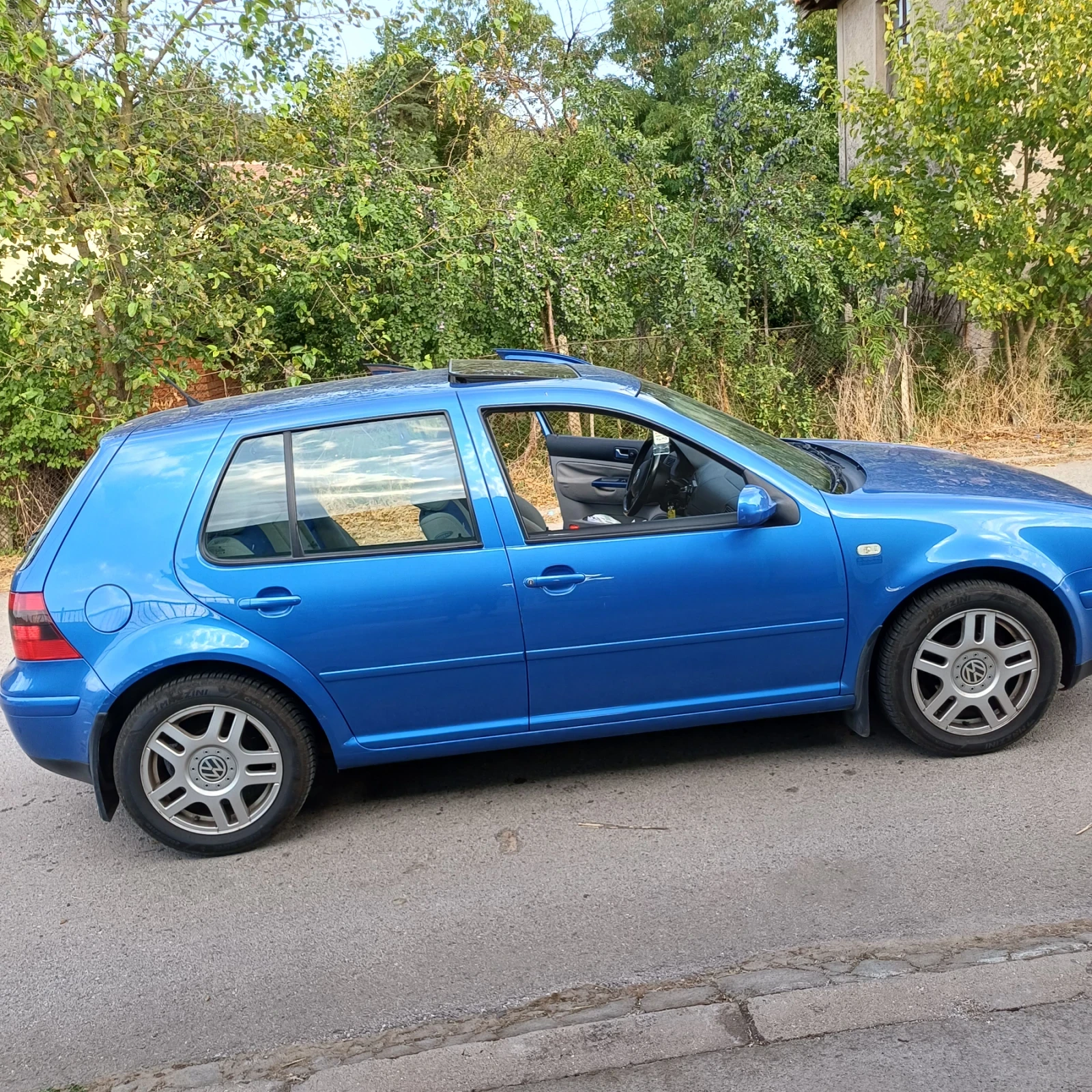 VW Golf, снимка 3 - Автомобили и джипове - 55577692