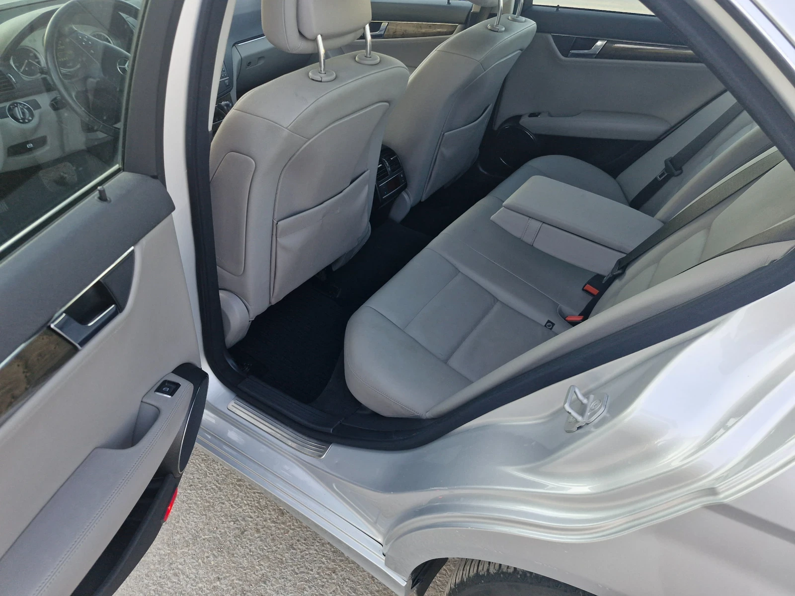 Mercedes-Benz C 180 156* AC* PDC* XENON* КОЖА* TUV * LPG* AUT, снимка 10 - Автомобили и джипове - 55683773
