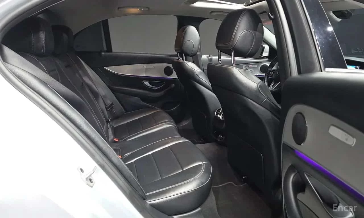 Mercedes-Benz E 300 Avantgarde * ФИНАНСИРАНЕ, снимка 12 - Автомобили и джипове - 56341454