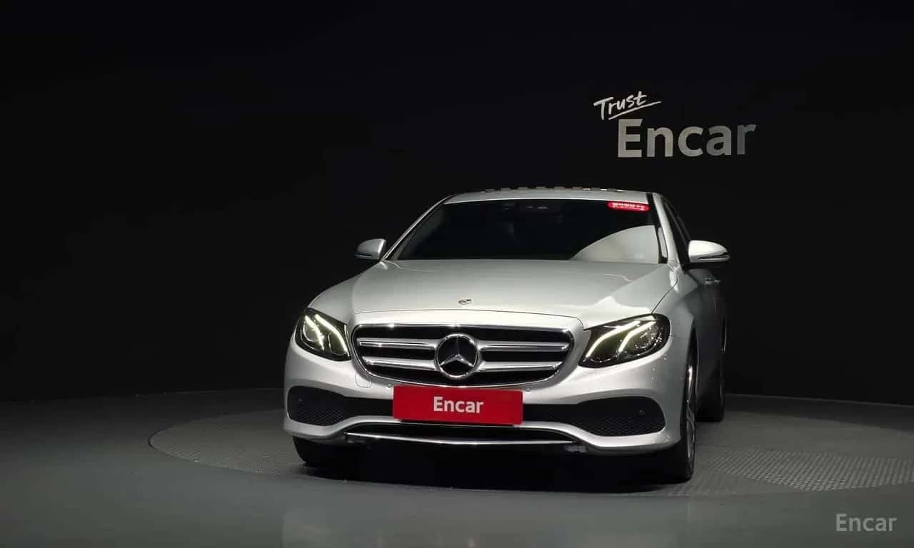 Mercedes-Benz E 300 Avantgarde * ФИНАНСИРАНЕ, снимка 3 - Автомобили и джипове - 56341454