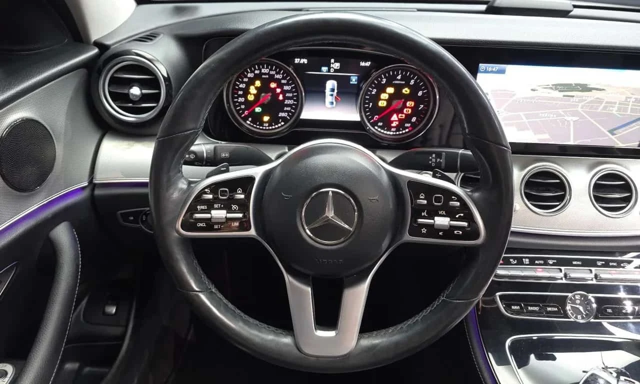 Mercedes-Benz E 300 Avantgarde * ФИНАНСИРАНЕ, снимка 13 - Автомобили и джипове - 56341454