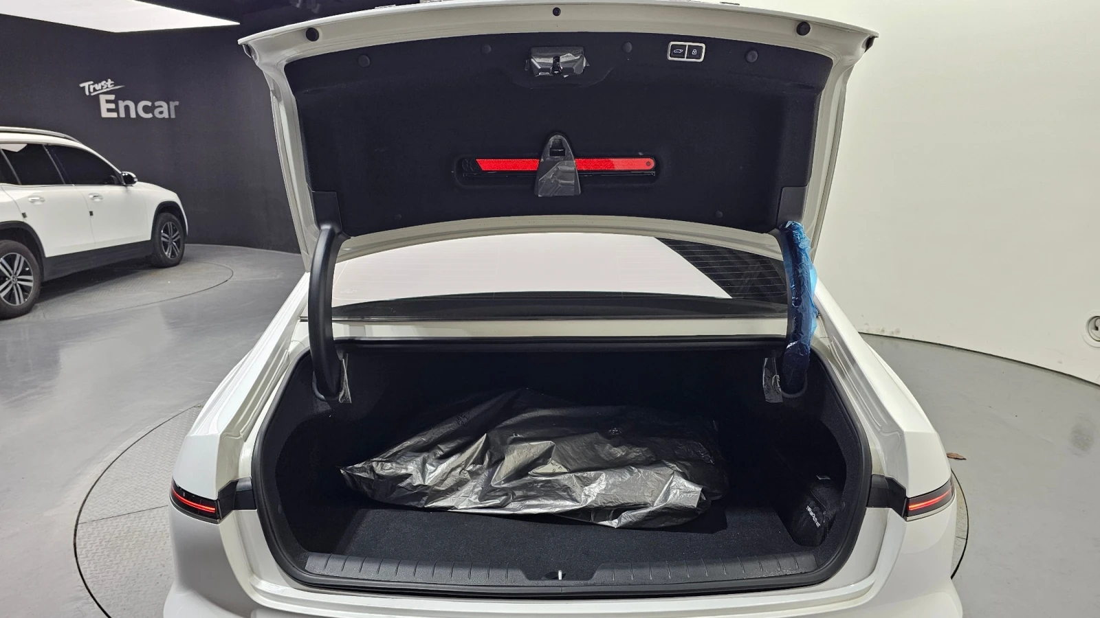 Hyundai Grandeur �����* BOSE* 360���* Ambient* �.�����* ����. ��� | Mobile.bg � ����������� 17