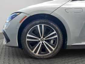 Mercedes-Benz EQE 500* 4MATIC* BURMESTER* DISTRONIC* ОБДУХВАНЕ* 360 , снимка 5