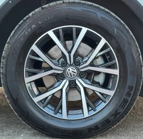 VW Tiguan 2.0TDI= BLUEMOTION= DISTRONIC= KEYLESS GO= LANE | Mobile.bg    17