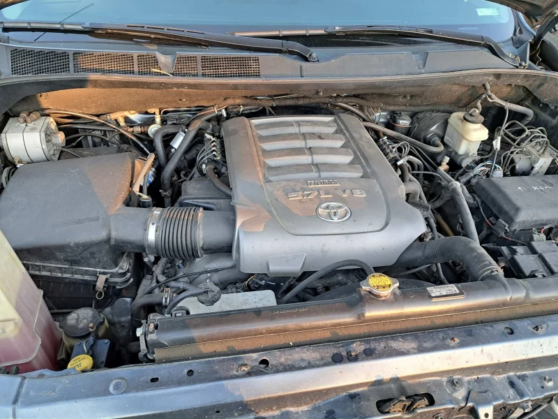 Toyota Tundra Platinum , снимка 11 - Автомобили и джипове - 47420198