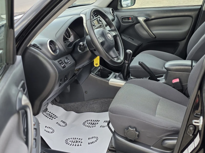 Toyota Rav4 2.0 D-4D 116Hp ТОП, снимка 9 - Автомобили и джипове - 51608511