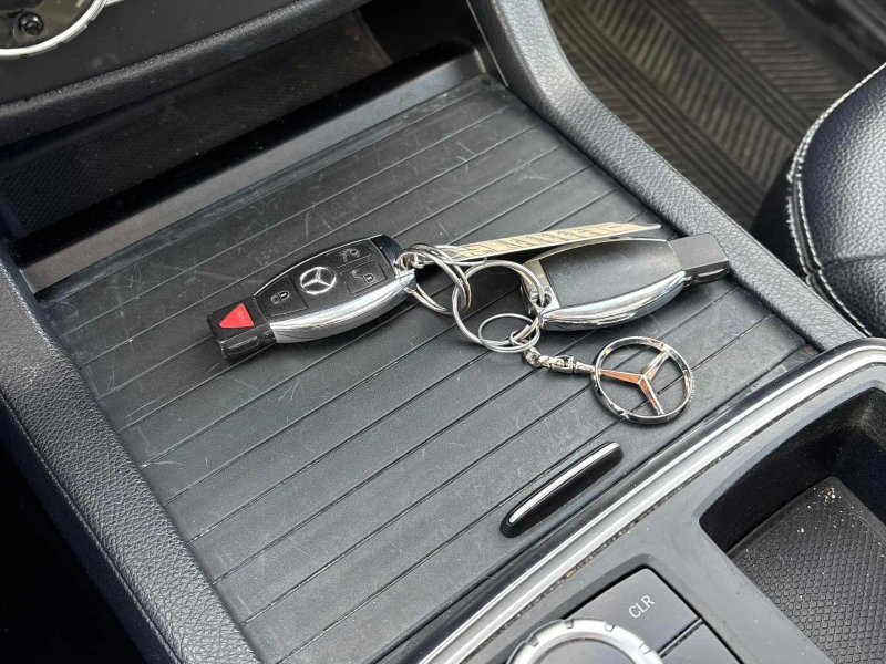 Mercedes-Benz ML 350 CDI * * CARFAX * * АВТО КРЕДИТ * * , снимка 7 - Автомобили и джипове - 52518563