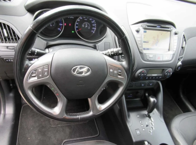 Hyundai IX35 4x4 184 кс, снимка 9 - Автомобили и джипове - 52618686