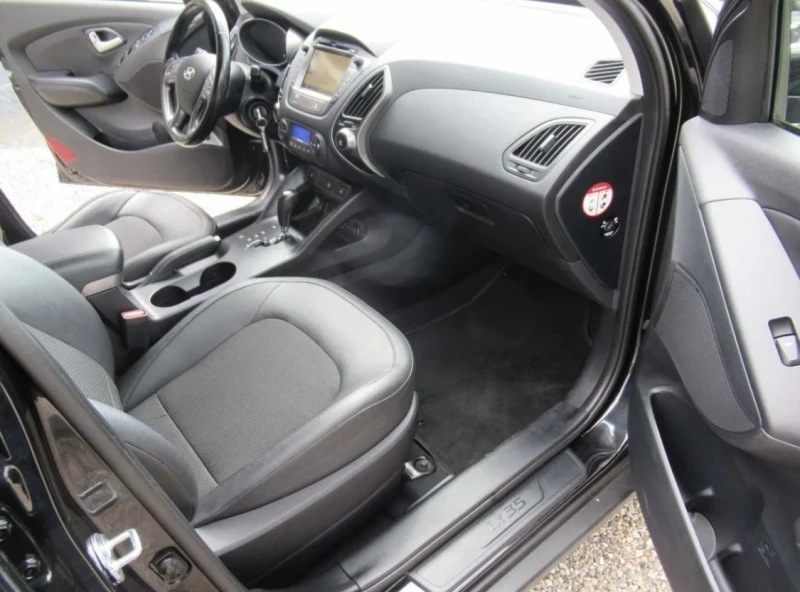 Hyundai IX35 4x4 184 кс, снимка 13 - Автомобили и джипове - 52618686