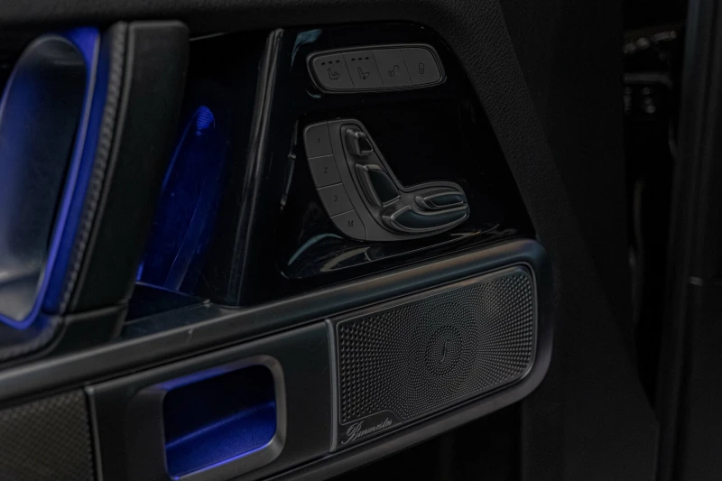 Mercedes-Benz G 500 4Matic/Virtual/Обдухване/Burmester/Камера/, снимка 8 - Автомобили и джипове - 52647131