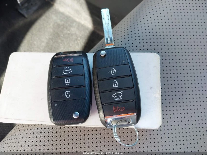 Kia Sportage 2.4l S, снимка 10 - Автомобили и джипове - 53394549