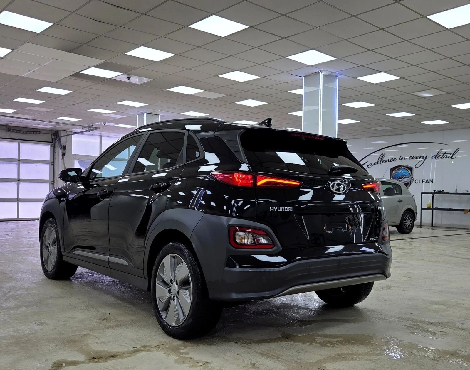 Hyundai Kona 64KWh/SOH100%, снимка 4 - Автомобили и джипове - 54141854