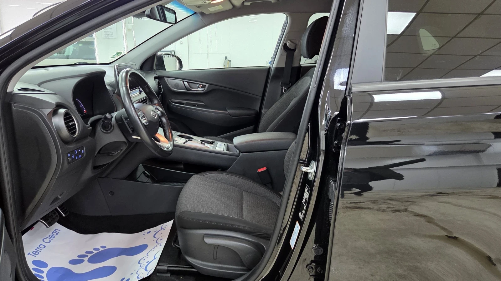 Hyundai Kona 64KWh/SOH100%, снимка 7 - Автомобили и джипове - 54141854