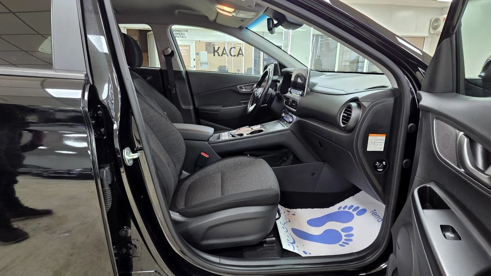 Hyundai Kona 64KWh/SOH100%, снимка 10 - Автомобили и джипове - 54141854