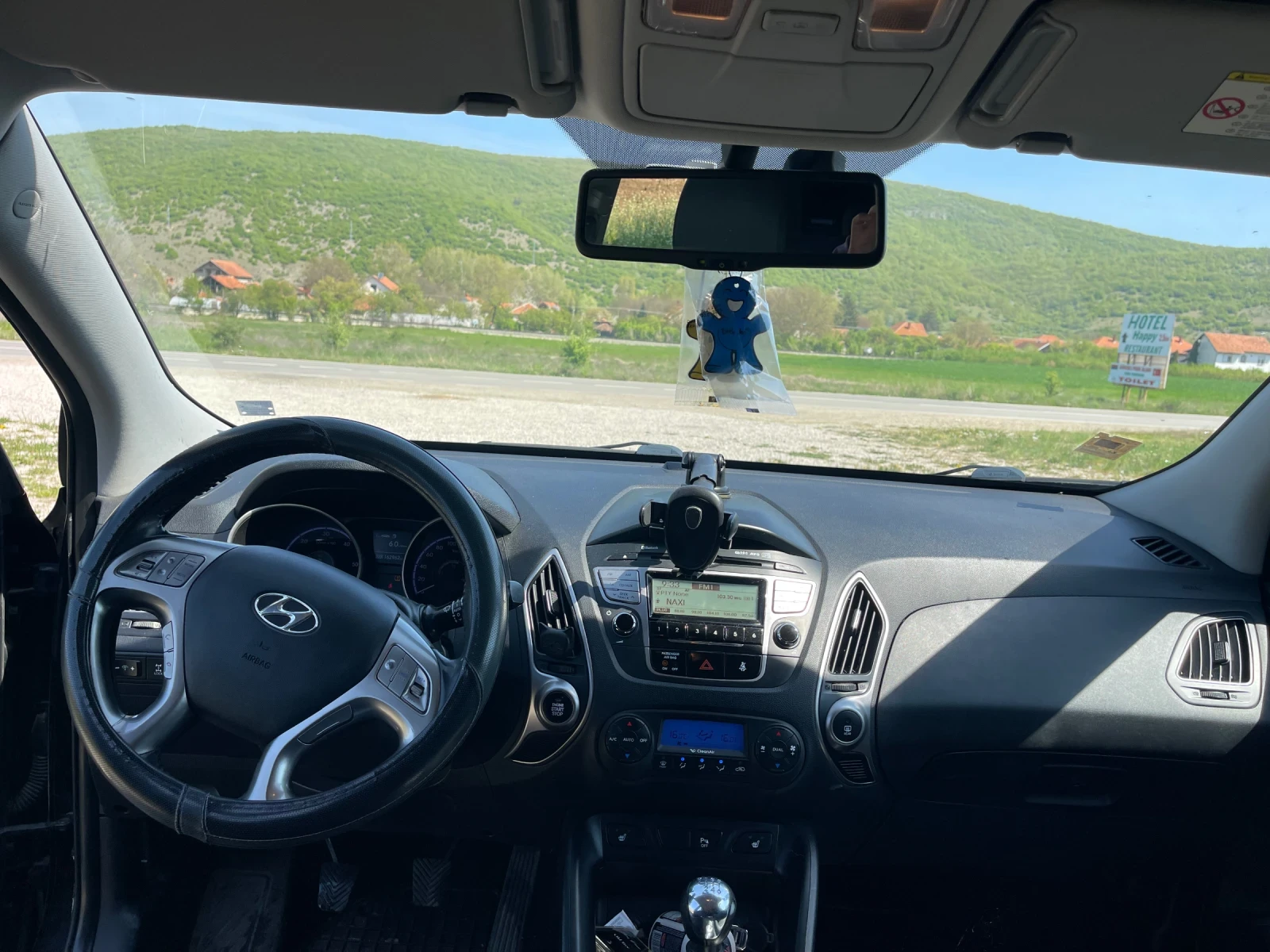 Hyundai IX35 2.0 crdi 184 4x4, снимка 9 - Автомобили и джипове - 54369139