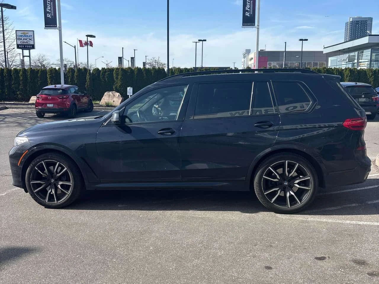 BMW X7 * xDrive40i * CARFAX * 360 * H/K * CARPLAY, снимка 2 - Автомобили и джипове - 54418072