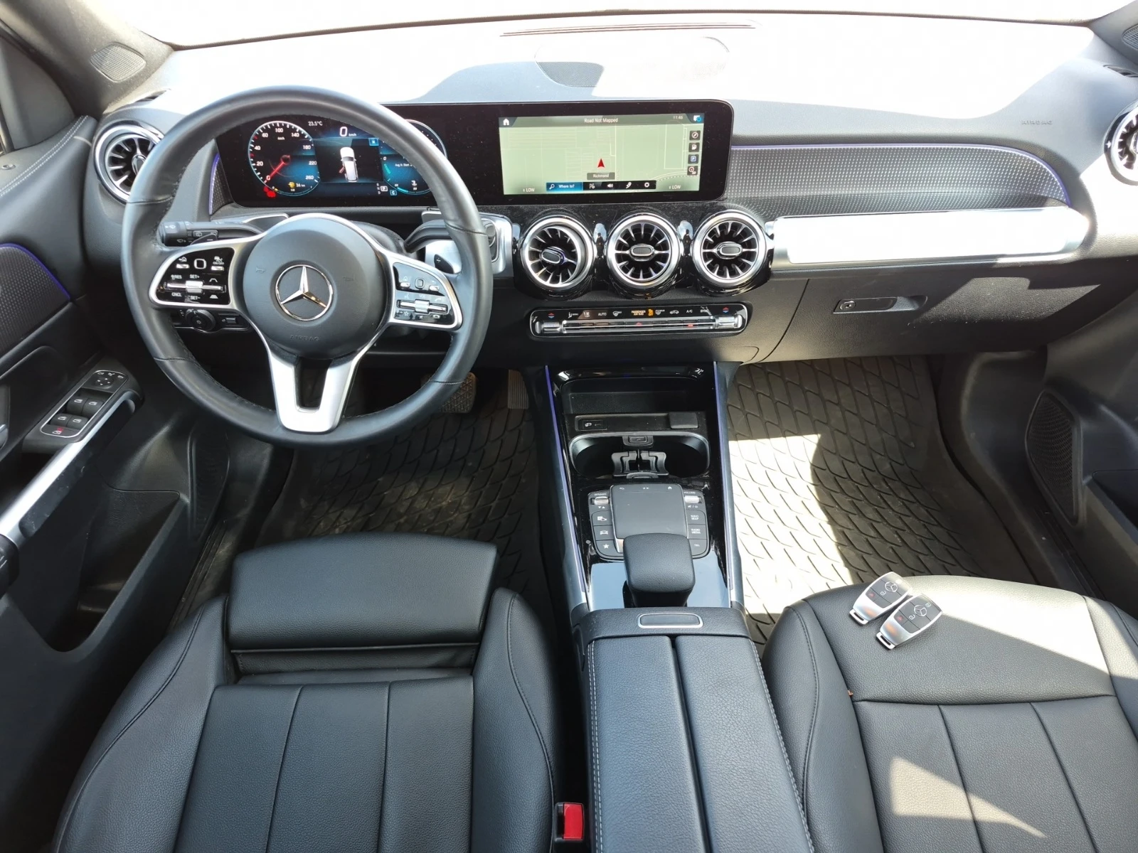 Mercedes-Benz GLB 250 * * CARFAX * * АВТО КРЕДИТ * * , снимка 6 - Автомобили и джипове - 54646680