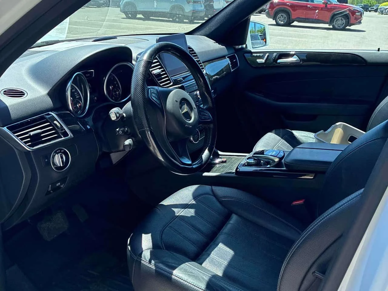 Mercedes-Benz GLE 350 4MATIC * ГЛАВНО ПРЕДСТАВИТЕЛСТВО НА VOLKSWAGEN* , снимка 7 - Автомобили и джипове - 54848205