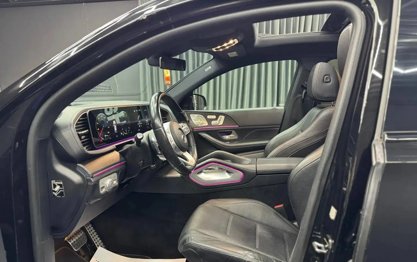 Mercedes-Benz GLE 350 d Coupe AMG-Line 4MATIC, снимка 7 - Автомобили и джипове - 54942545
