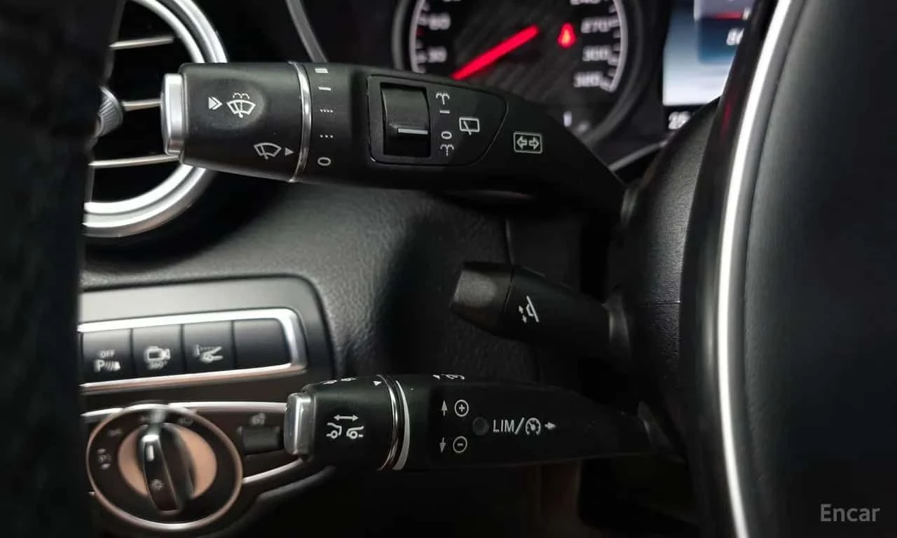 Mercedes-Benz GLC 63 AMG GLC63 4MATIC+ , снимка 10 - Автомобили и джипове - 55398106