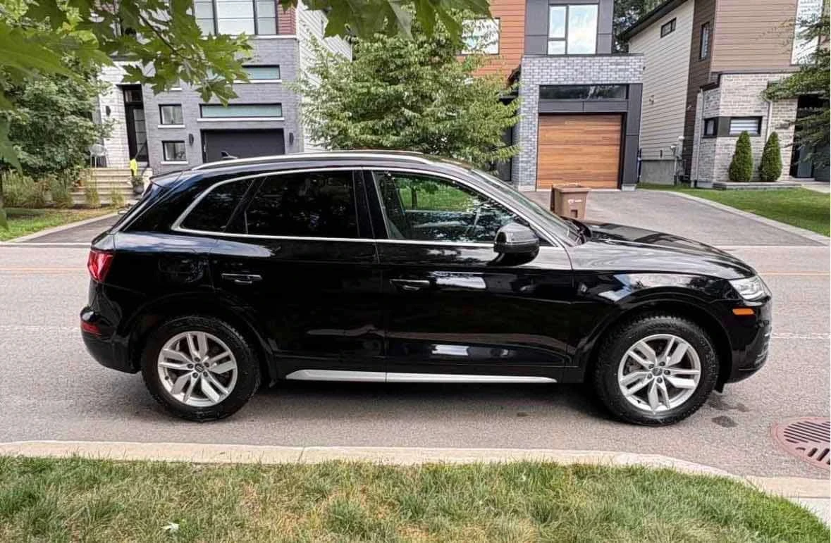 Audi Q5 * Komfort * CARFAX * БЕЗ ПЪРВОНАЧАЛНА ВНОСКА, снимка 3 - Автомобили и джипове - 55435434