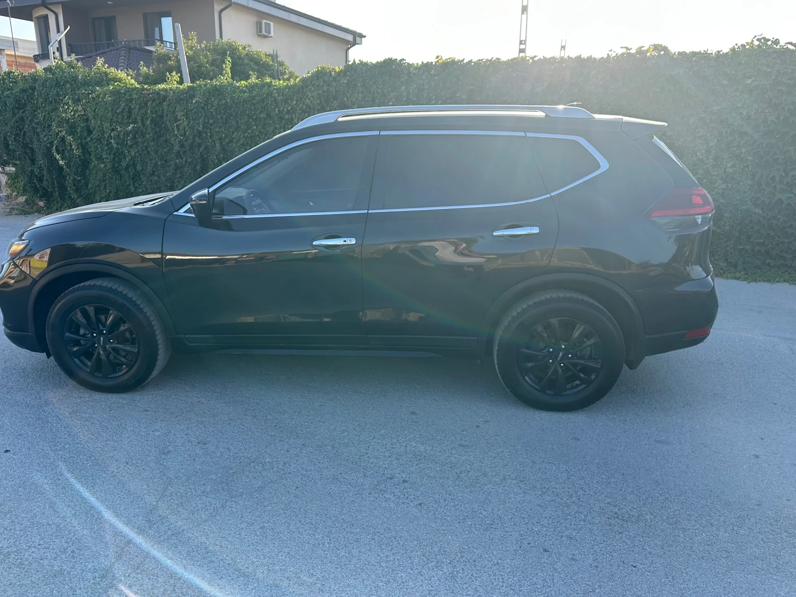 Nissan Rogue, снимка 4 - Автомобили и джипове - 55438767