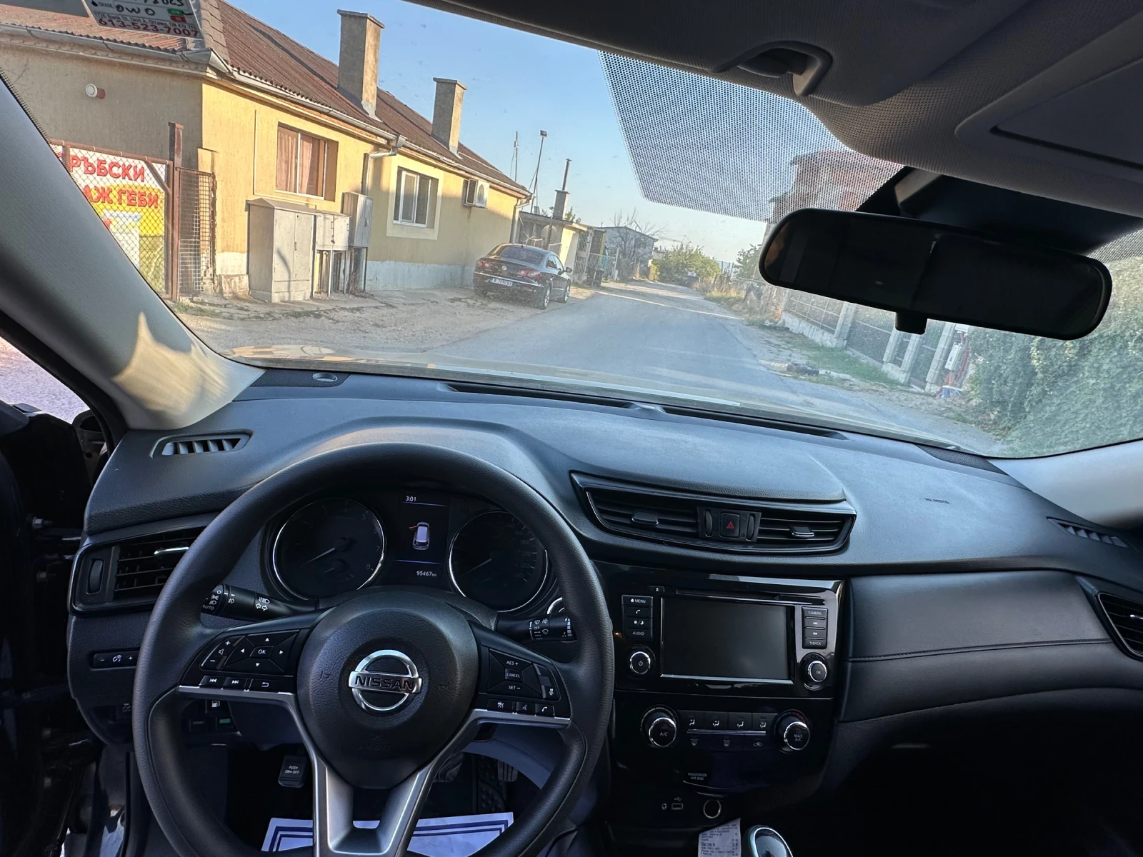 Nissan Rogue, снимка 13 - Автомобили и джипове - 55438767