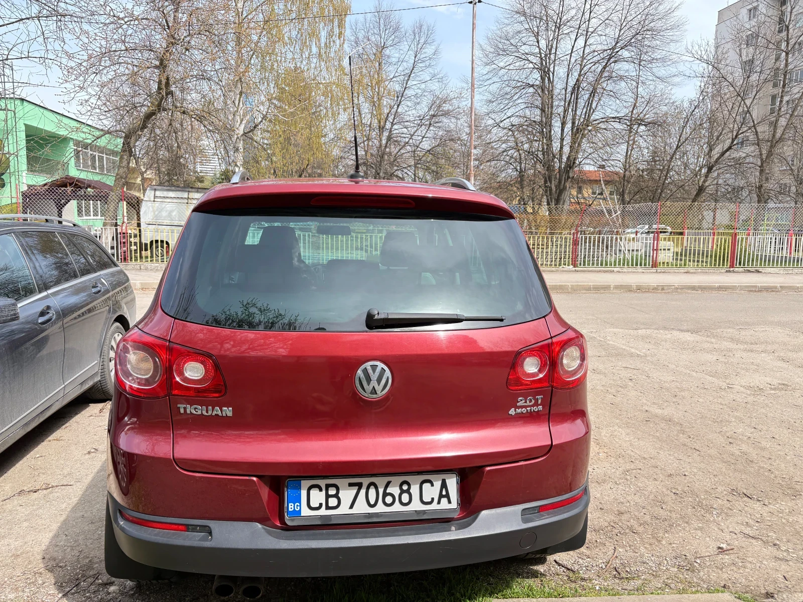 VW Tiguan 2.0 T, снимка 5 - Автомобили и джипове - 55808048