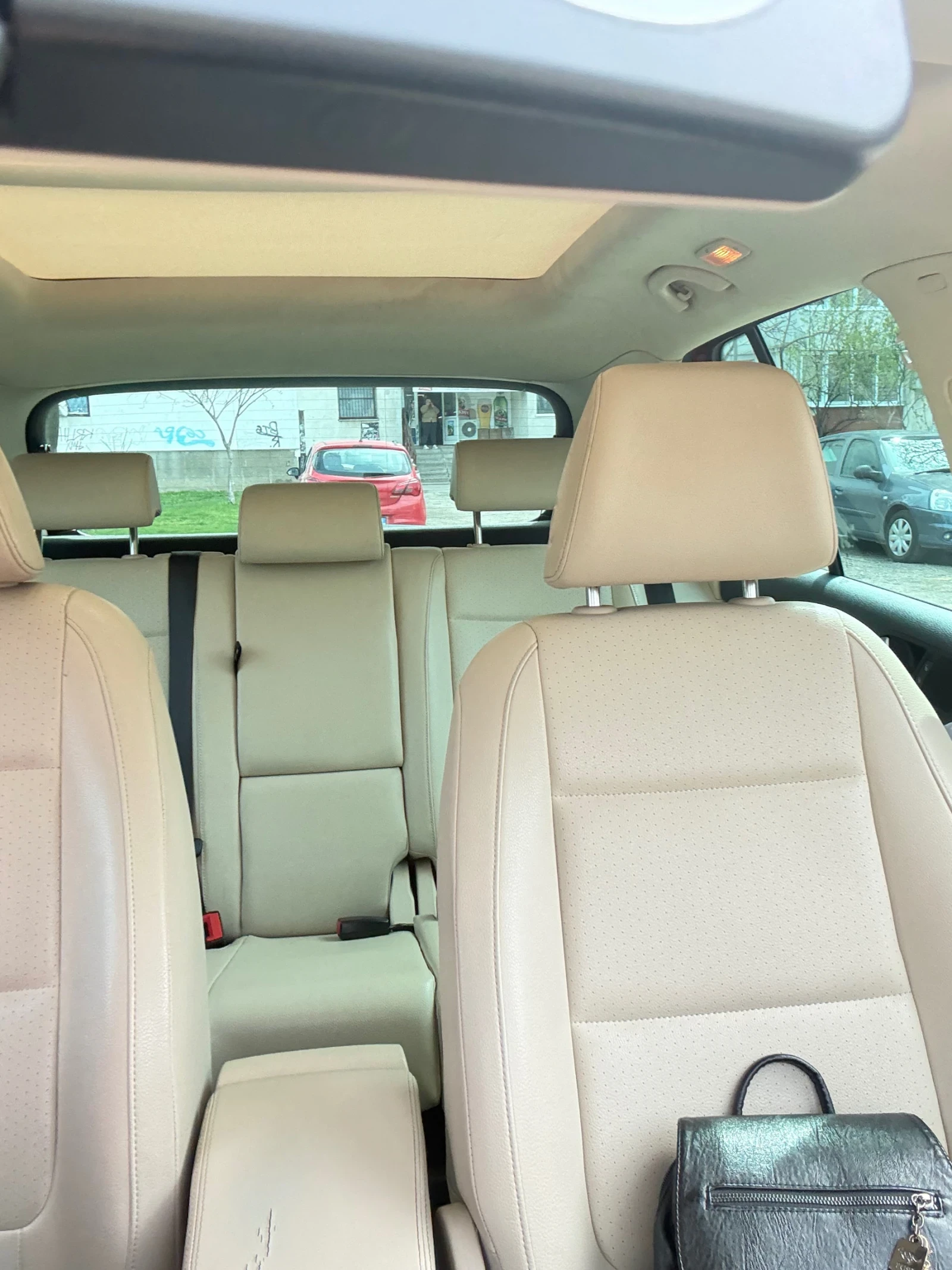 VW Tiguan 2.0 T, снимка 7 - Автомобили и джипове - 55808048