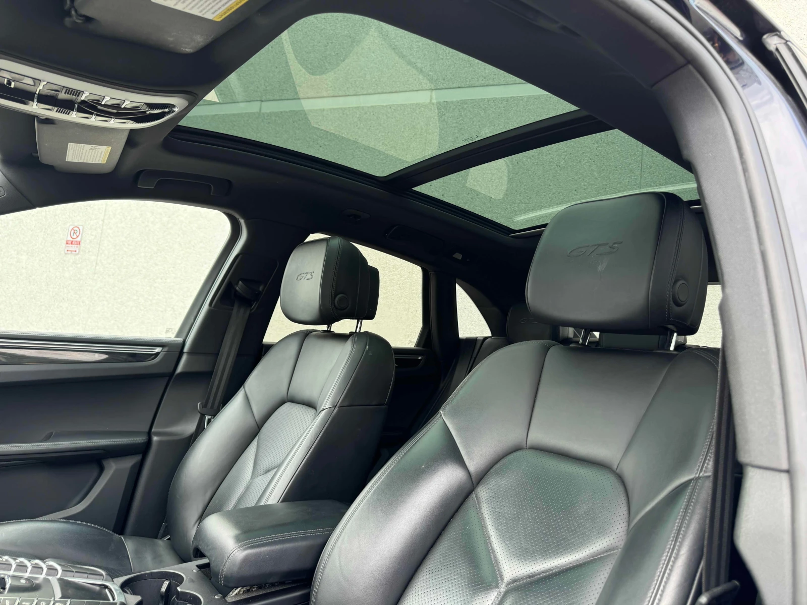 Porsche Macan GTS / MATRIX / BOSE / CARFAX / АВТОКРЕДИТ , снимка 16 - Автомобили и джипове - 55831034