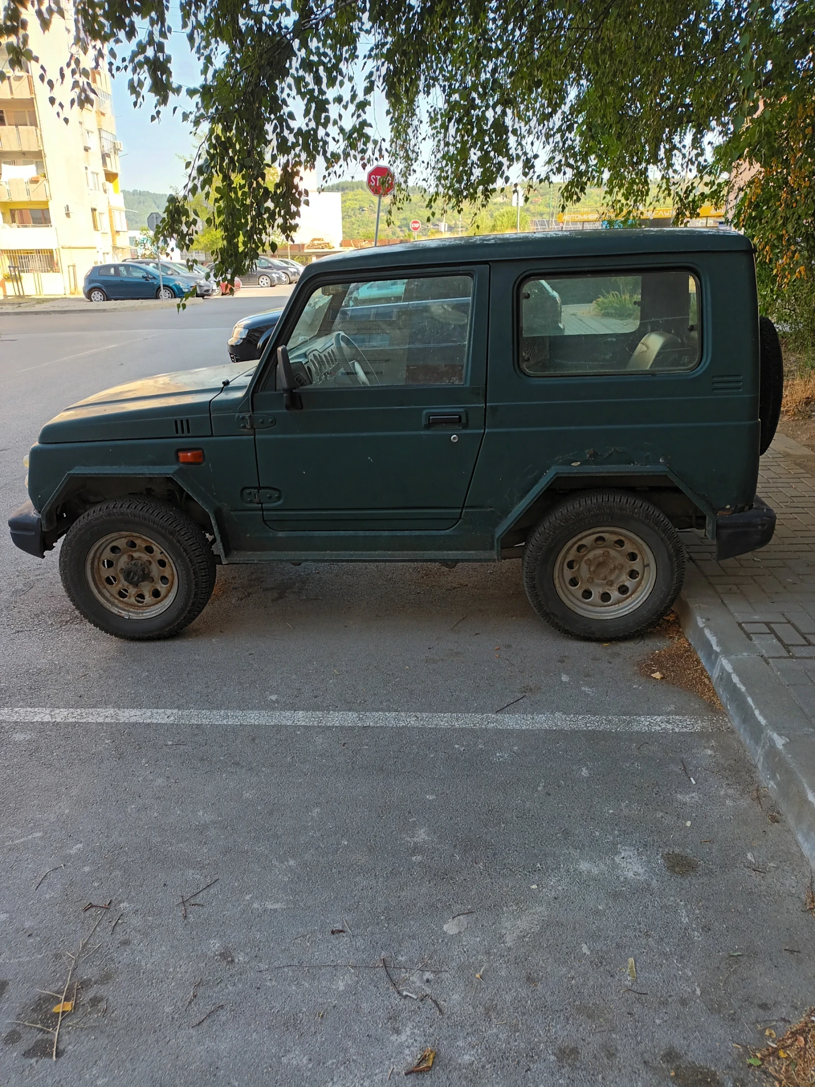 Suzuki Samurai, снимка 4 - Автомобили и джипове - 55831884