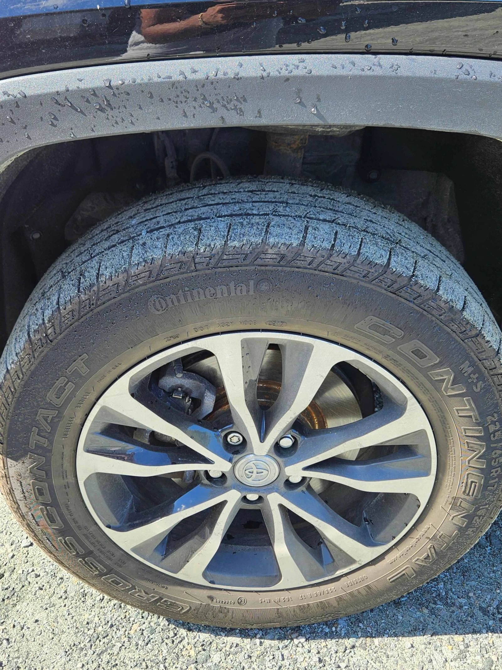 Toyota Rav4 XLE AWD / CARFAX / CAMERA / АВТОКРЕДИТ, снимка 7 - Автомобили и джипове - 55896768