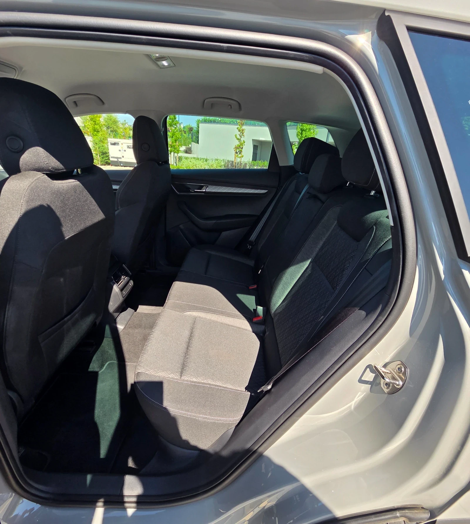 Skoda Karoq 2.0 td 4x4, снимка 9 - Автомобили и джипове - 55986754