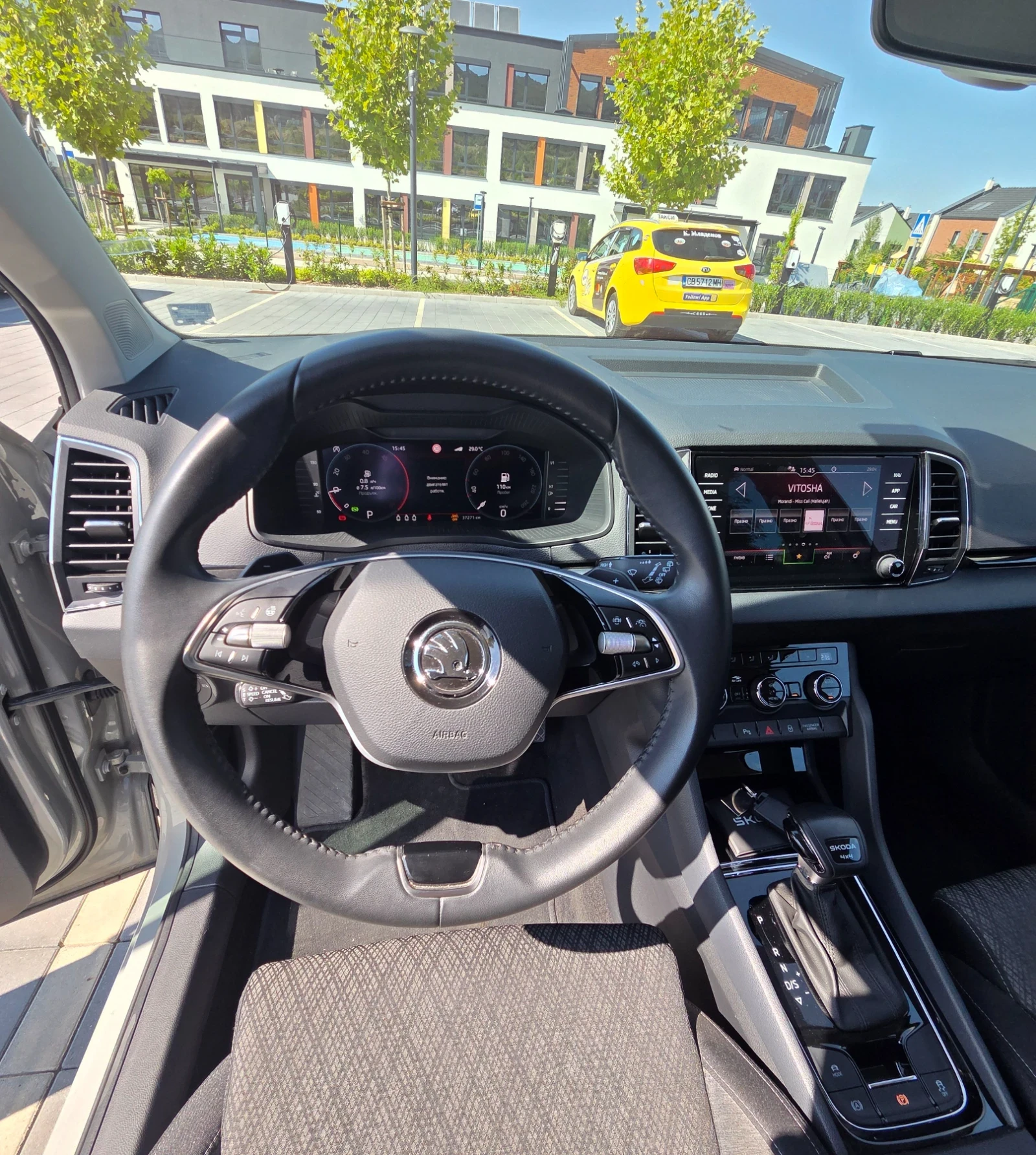 Skoda Karoq 2.0 td 4x4, снимка 12 - Автомобили и джипове - 55986754