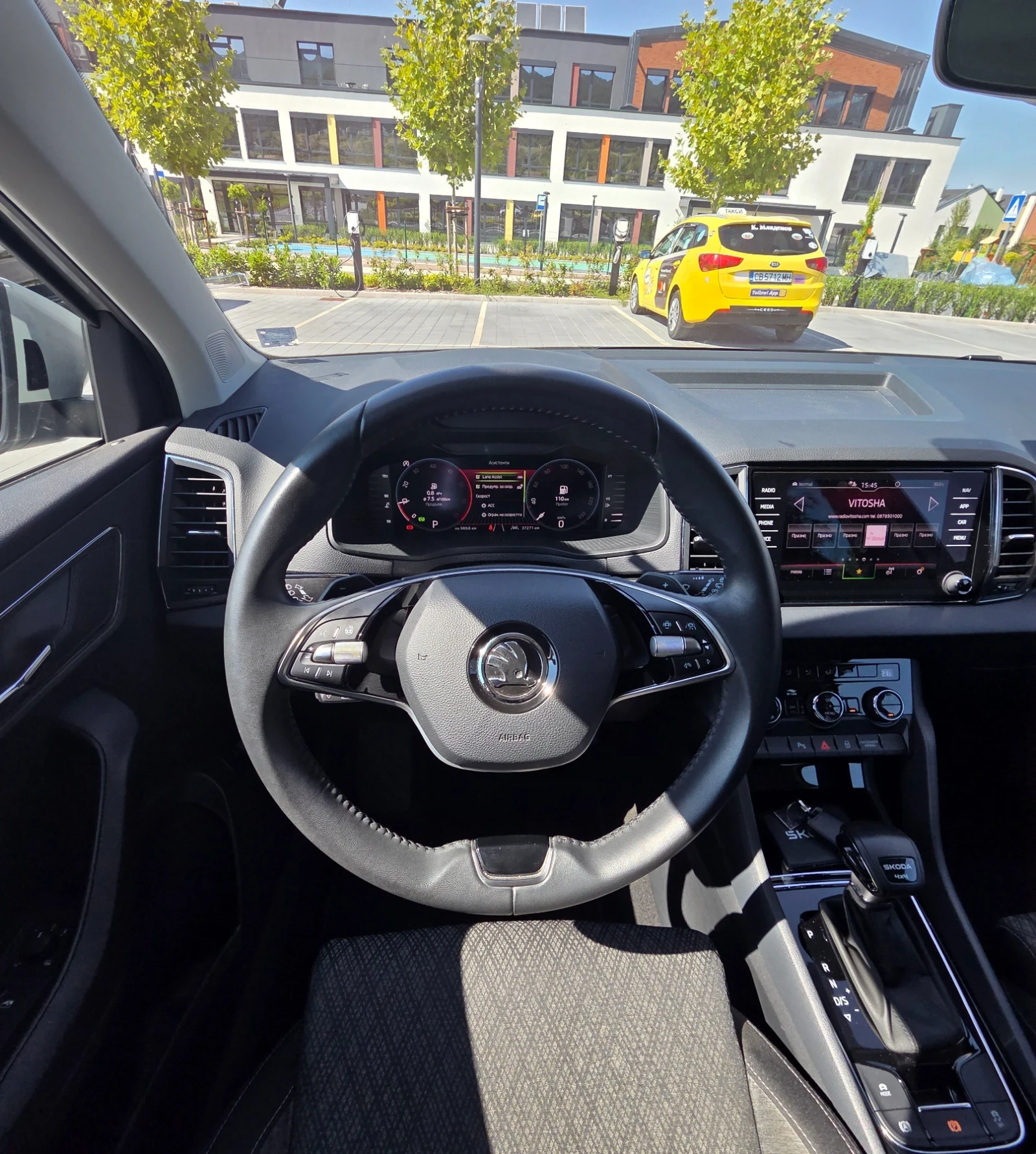 Skoda Karoq 2.0 td 4x4, снимка 14 - Автомобили и джипове - 55986754