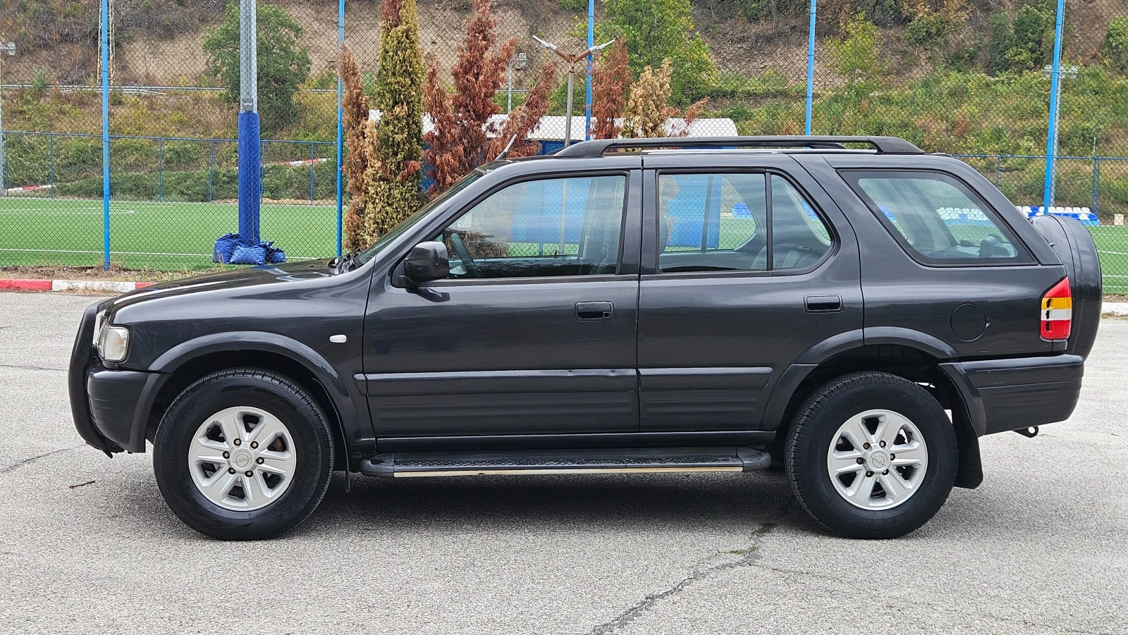 Opel Frontera 2.2 DTI KLIMA/KOJA/БЕЗ ТОЧКА РЪЖДА, снимка 3 - Автомобили и джипове - 56241715