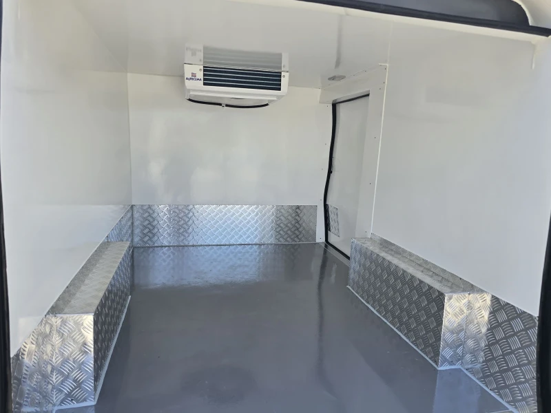 Renault Trafic L2H1 НОВ ХЛАДИЛЕН, снимка 7 - Бусове и автобуси - 52506183