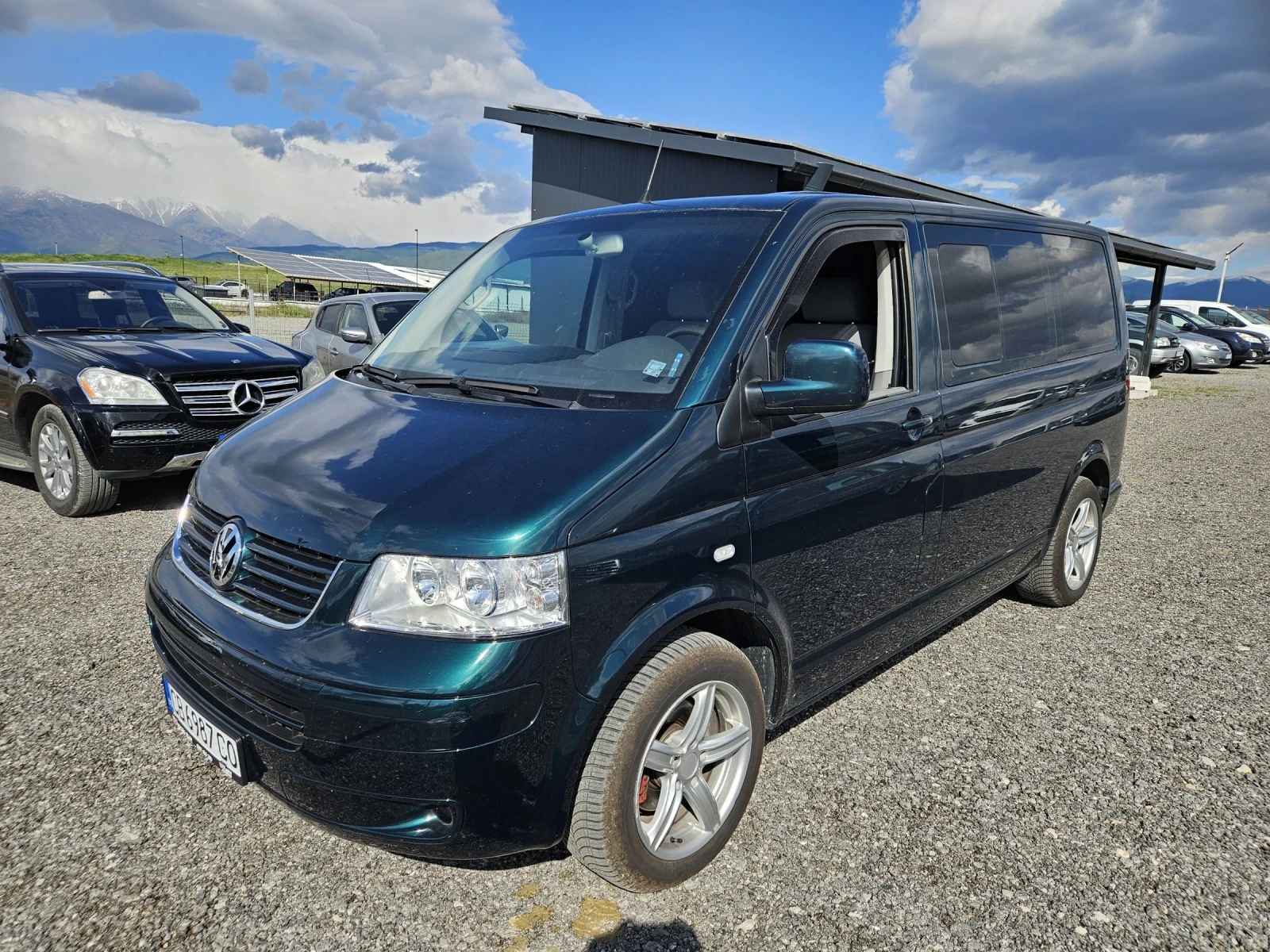 VW Multivan 2.5 TDI 6места