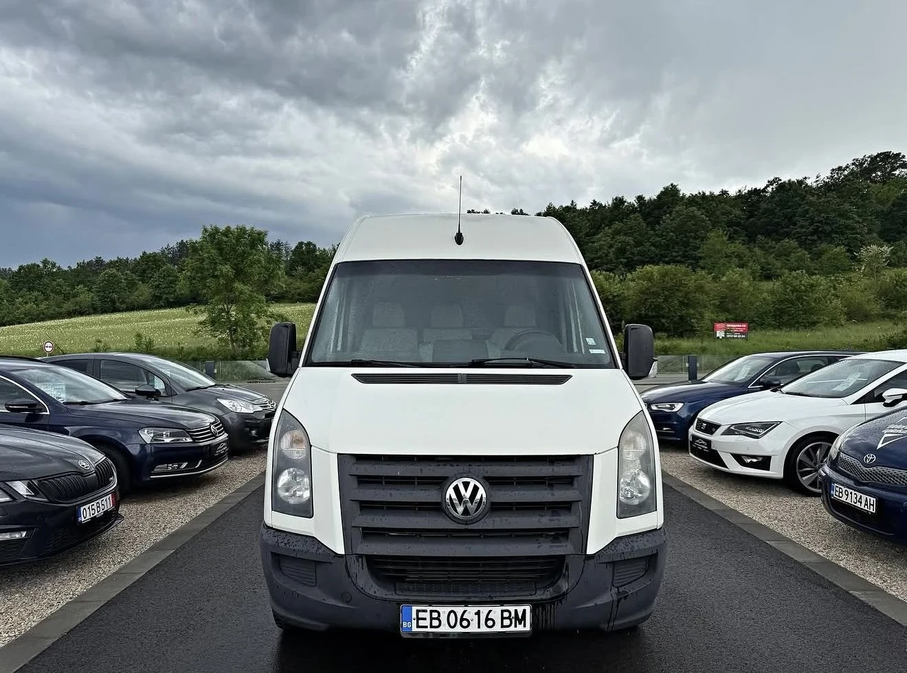 VW Crafter, снимка 2 - Бусове и автобуси - 56204394