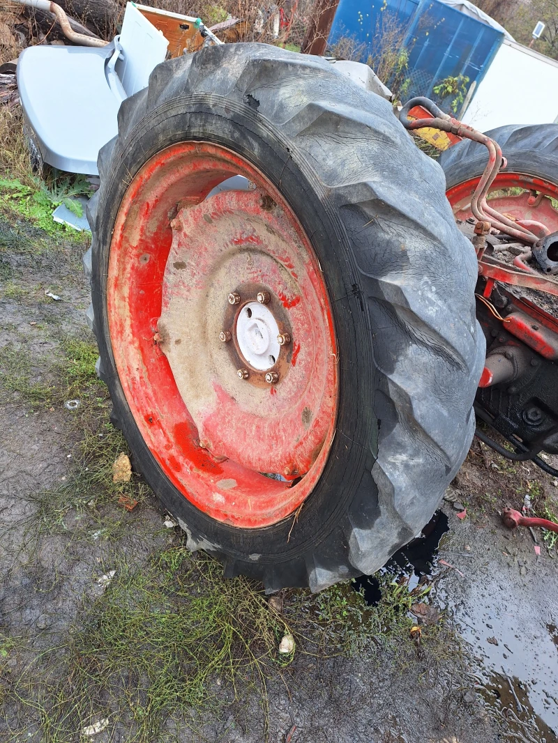 Трактор Владимировец, снимка 10 - Селскостопанска техника - 52595686