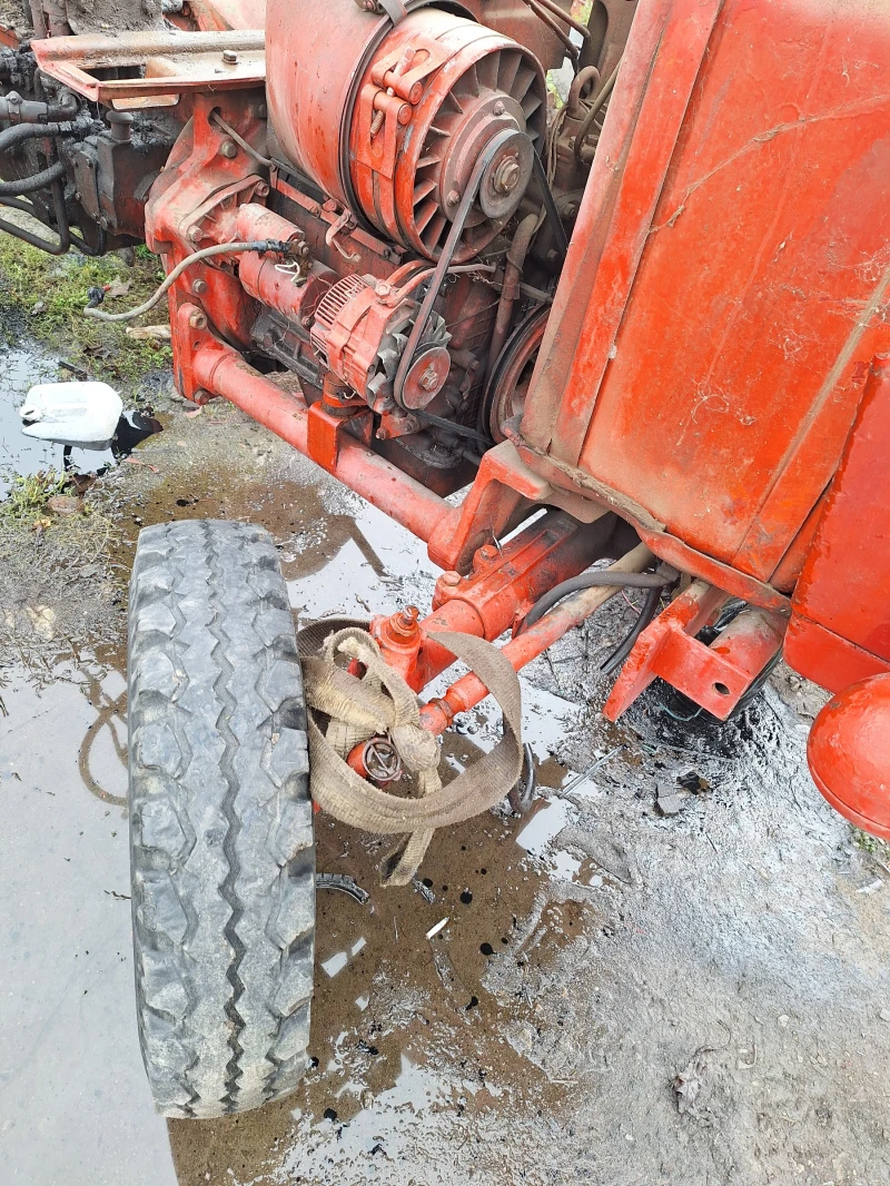 Трактор Владимировец, снимка 2 - Селскостопанска техника - 52595686