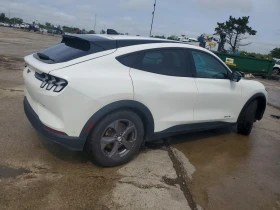 Ford Mustang Mach-E Select, снимка 3