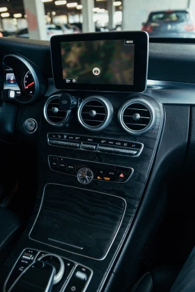 Mercedes-Benz C 300 AMG* 4-MATIC* LED, снимка 13