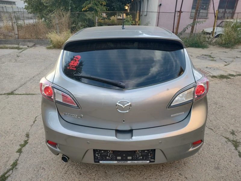 Mazda 3 1.6i, снимка 5 - Автомобили и джипове - 47341097