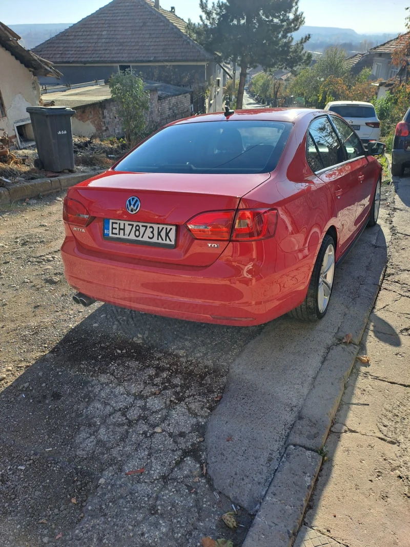 VW Jetta, снимка 5 - Автомобили и джипове - 48268687