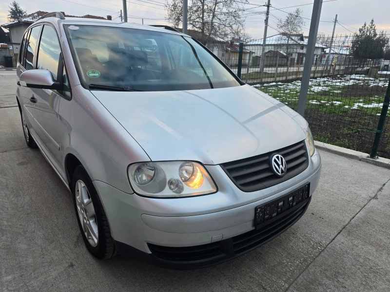 VW Touran 1.9TDI, снимка 3 - Автомобили и джипове - 48786901