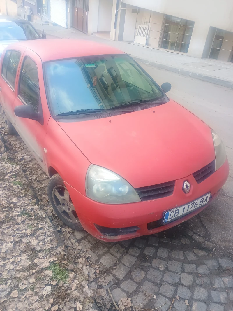 Renault Clio, снимка 2 - Автомобили и джипове - 49579195