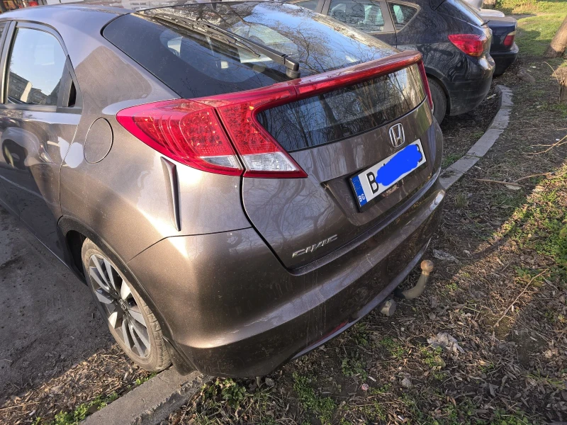 Honda Civic 1.8, снимка 4 - Автомобили и джипове - 49524372