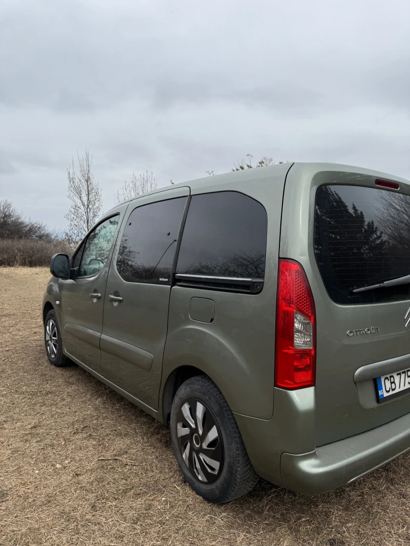 Citroen Berlingo 1.6 HDI, снимка 6 - Автомобили и джипове - 49136376