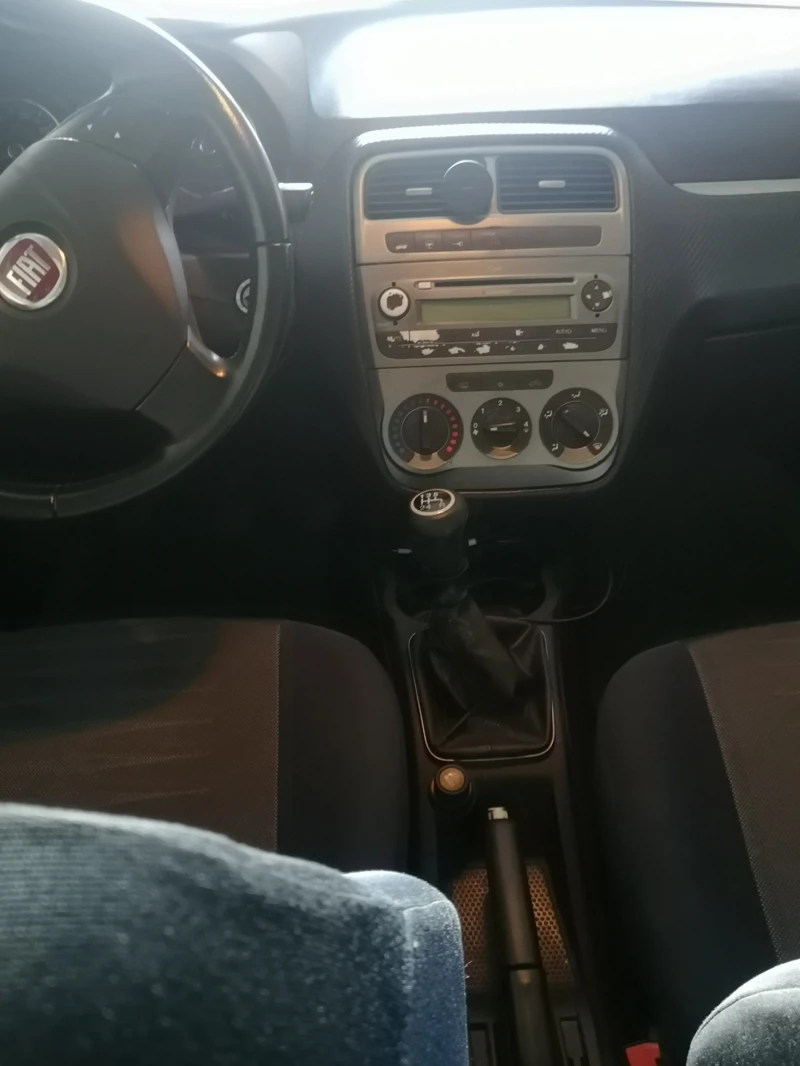 Fiat Punto Grande, снимка 9 - Автомобили и джипове - 49291030